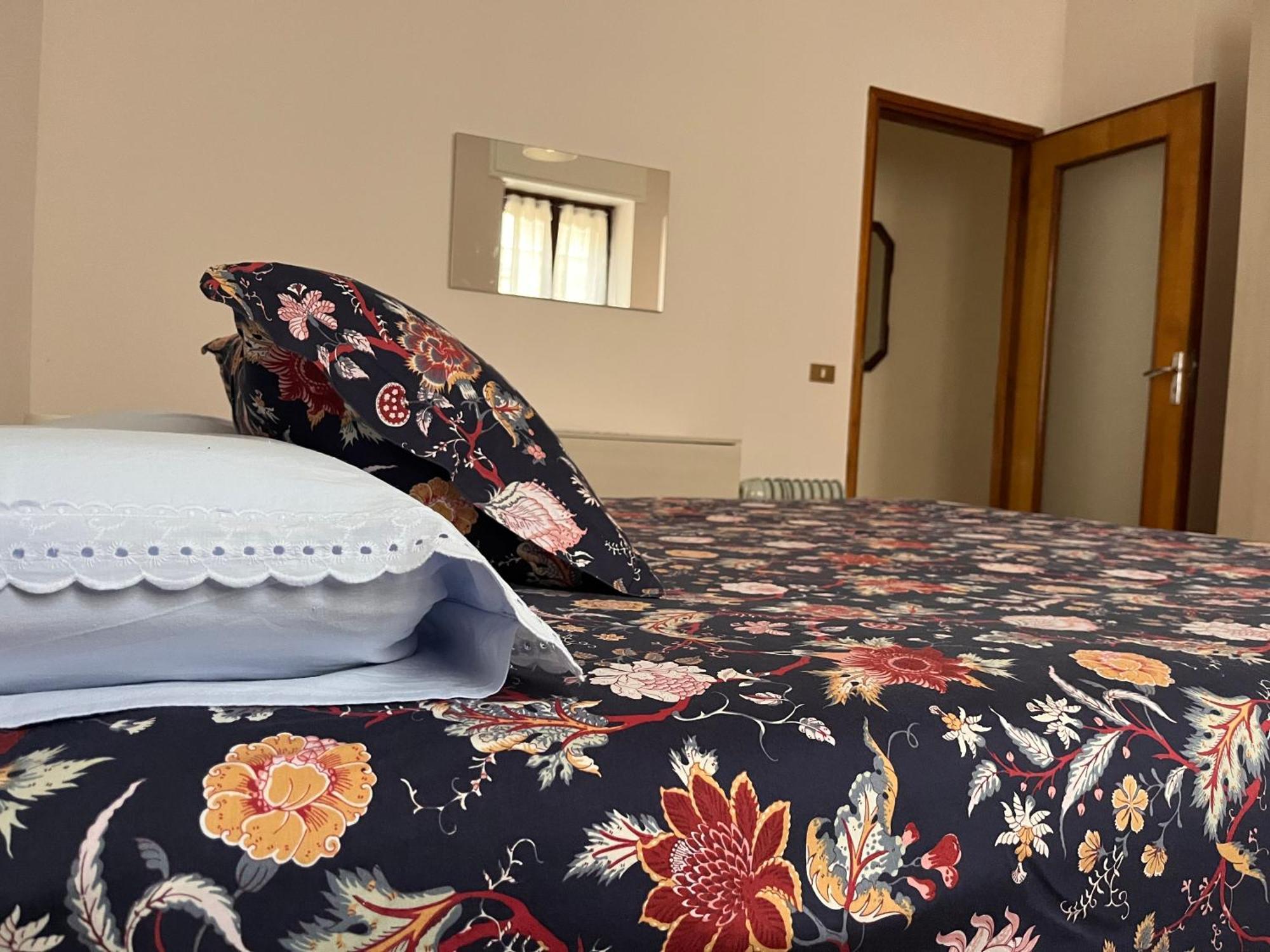 Casa Piemont Apartment Casale Monferrato Ngoại thất bức ảnh